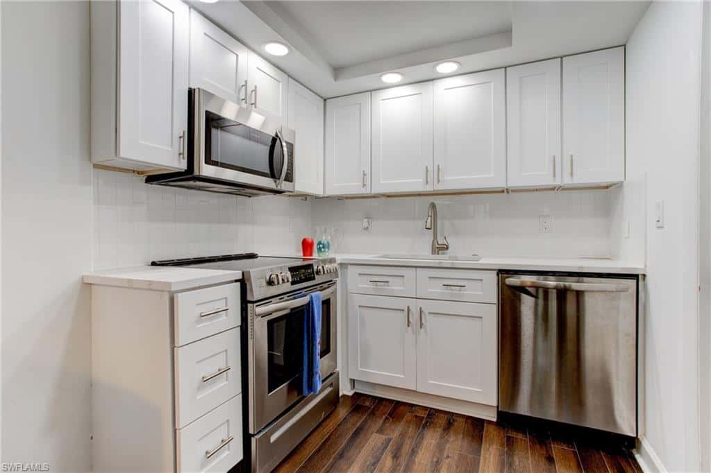 126 Andre Mar Dr, Fort Myers Beach, photo 11