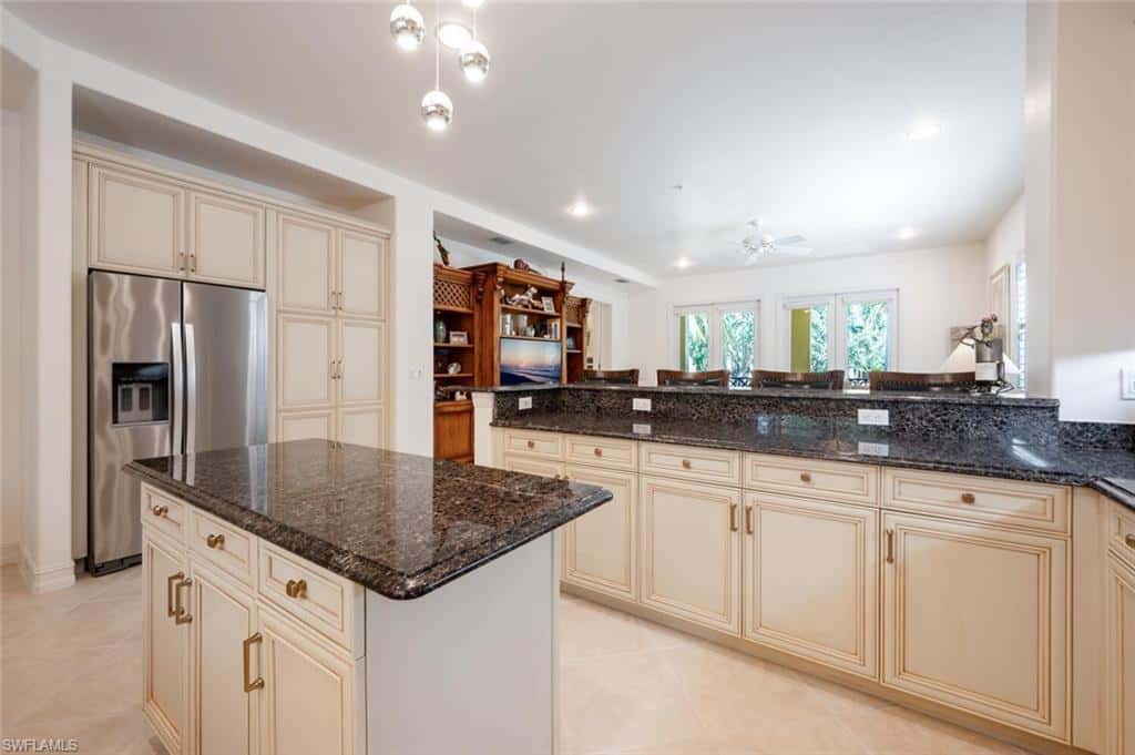 2843 Tiburon Blvd #7-102, Naples, photo 37