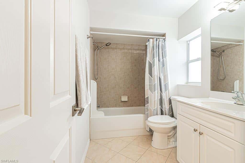4544 Court Way #18d, Naples, photo 32