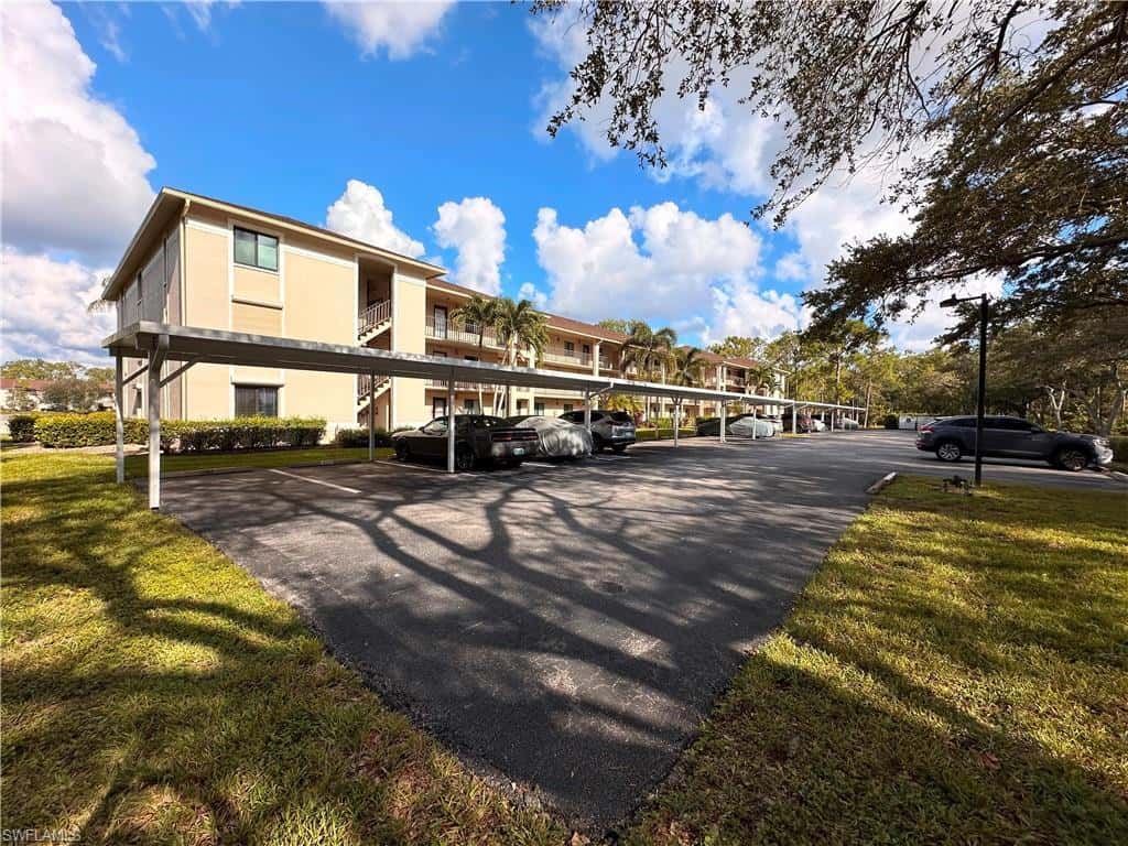 5708 Deauville Cir #j101, Naples, photo 4