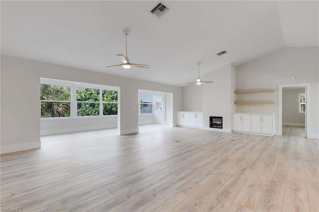 645 Oliva St, Sanibel, photo 12
