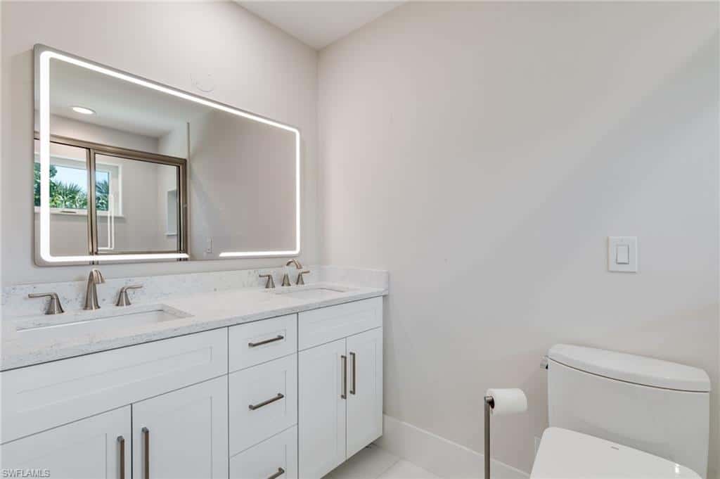 645 Oliva St, Sanibel, photo 19