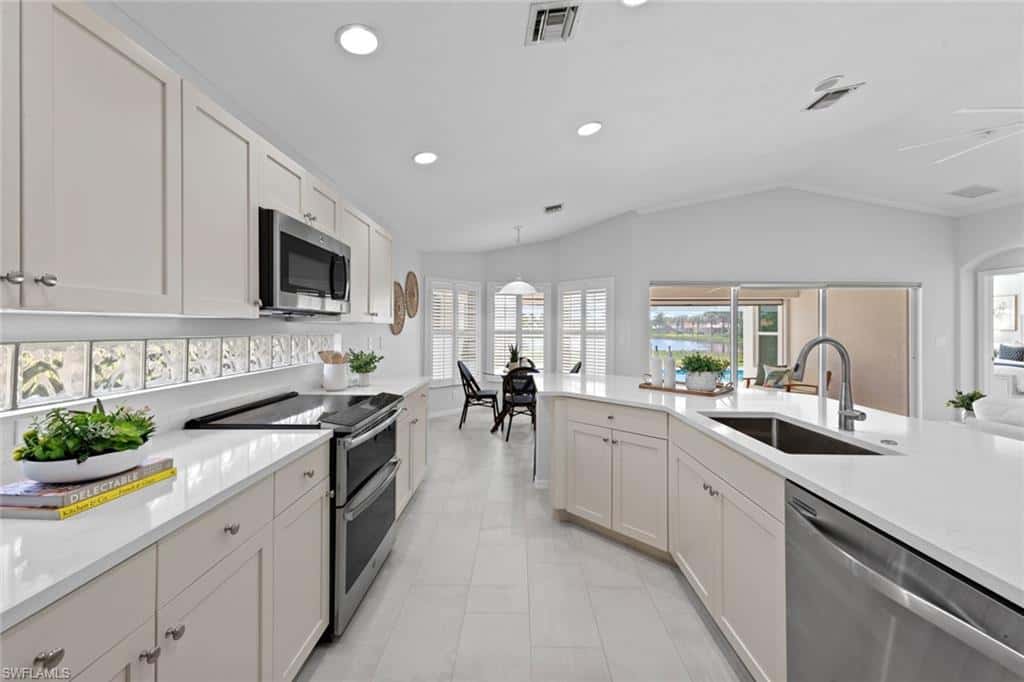 9053 Astonia Way, Estero, photo 16