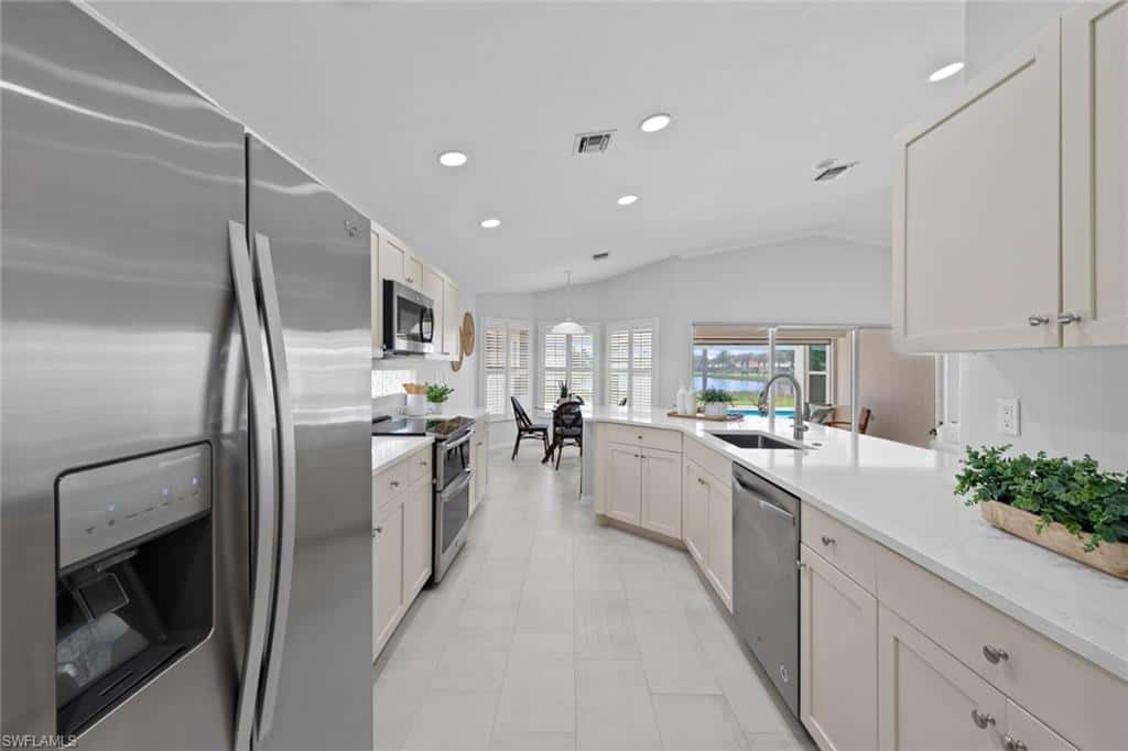 9053 Astonia Way, Estero, photo 15