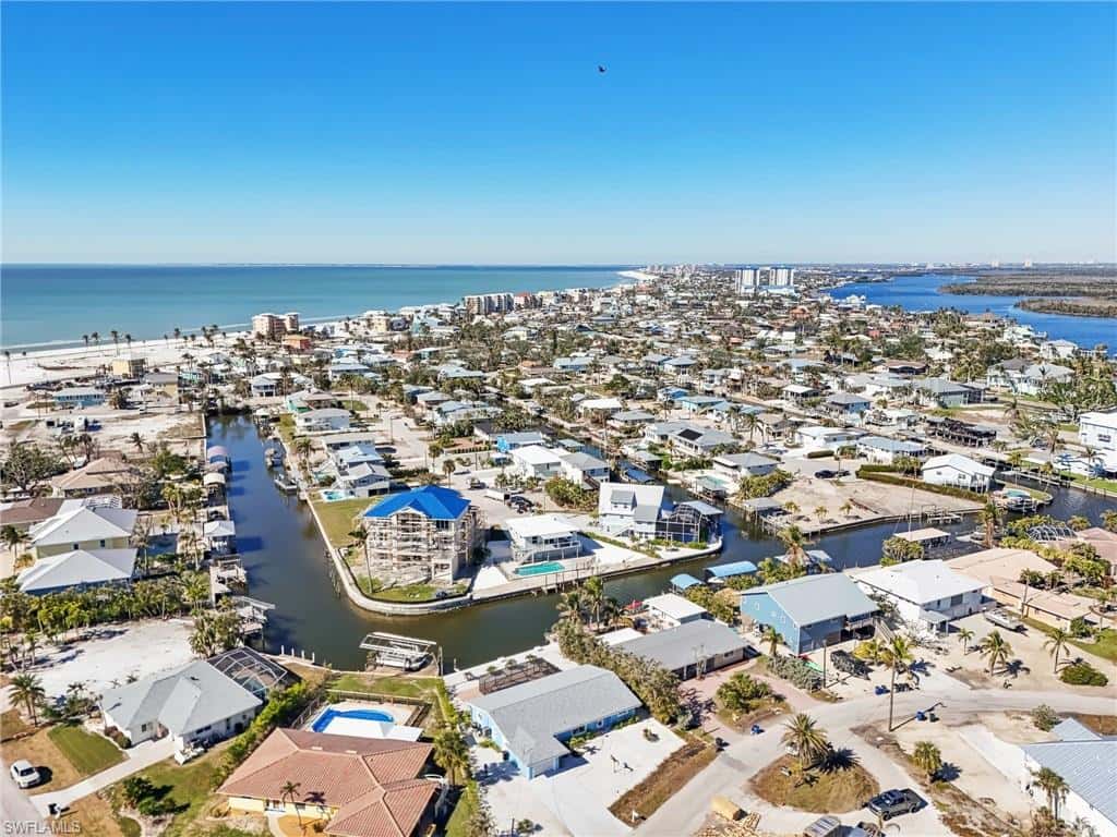 301 Seminole Way, Fort Myers Beach, photo 37