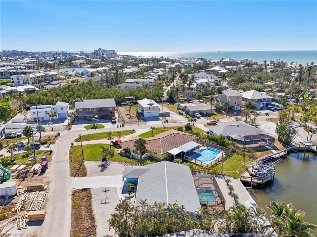 301 Seminole Way, Fort Myers Beach, photo 35