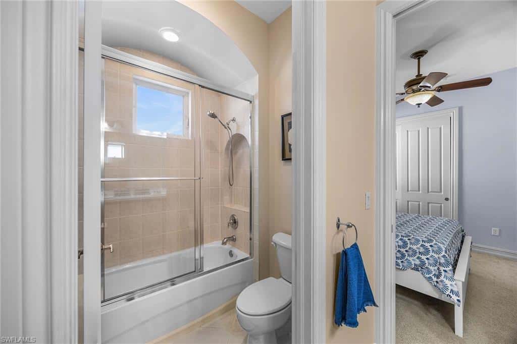 8894 Shenendoah Cir, Naples, photo 32