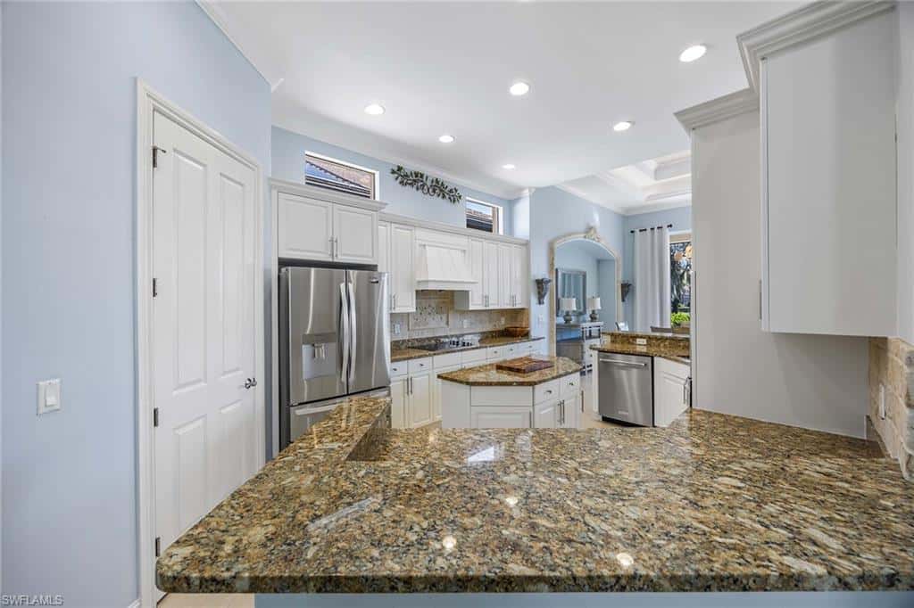 8894 Shenendoah Cir, Naples, photo 20
