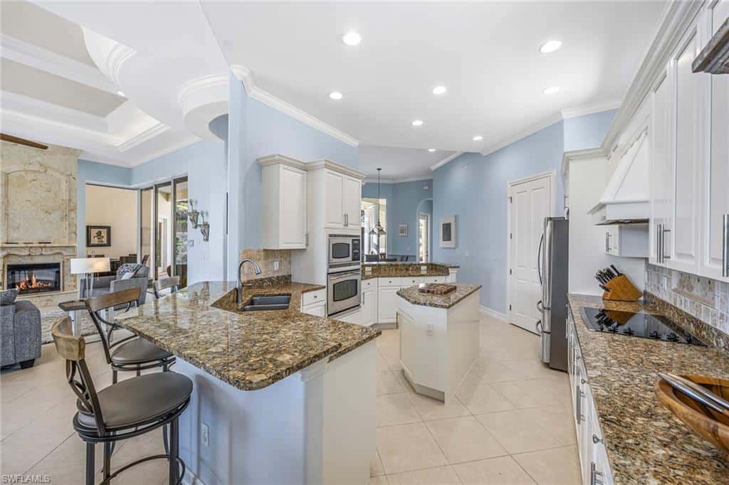 8894 Shenendoah Cir, Naples, photo 18