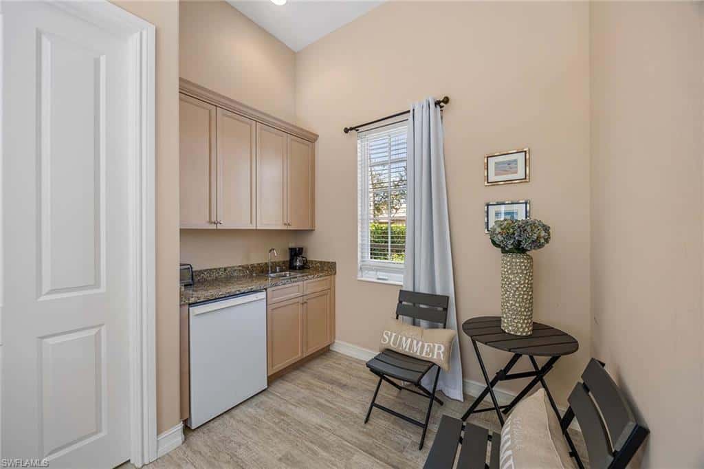 8894 Shenendoah Cir, Naples, photo 44