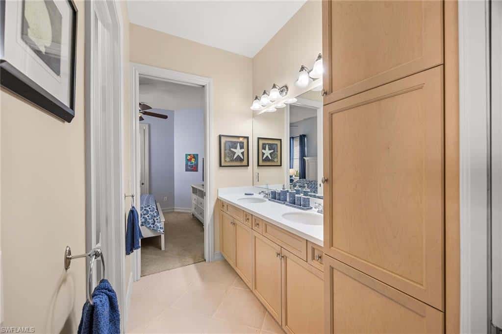 8894 Shenendoah Cir, Naples, photo 31
