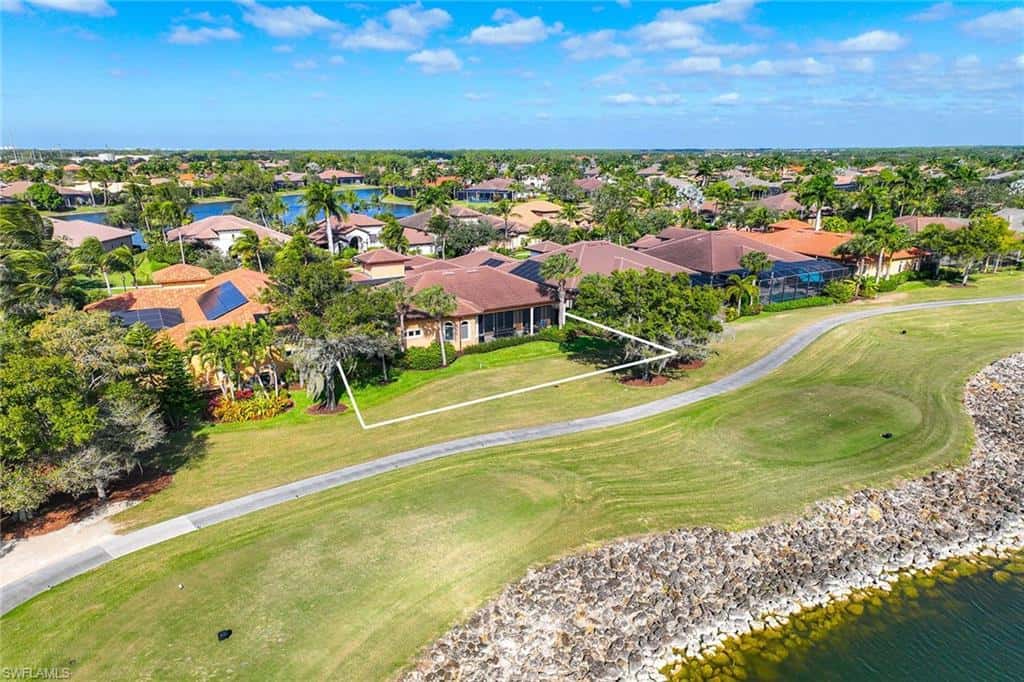 8894 Shenendoah Cir, Naples, photo 39