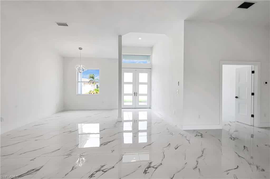 18716 Ensenada Dr, Naples, photo 11