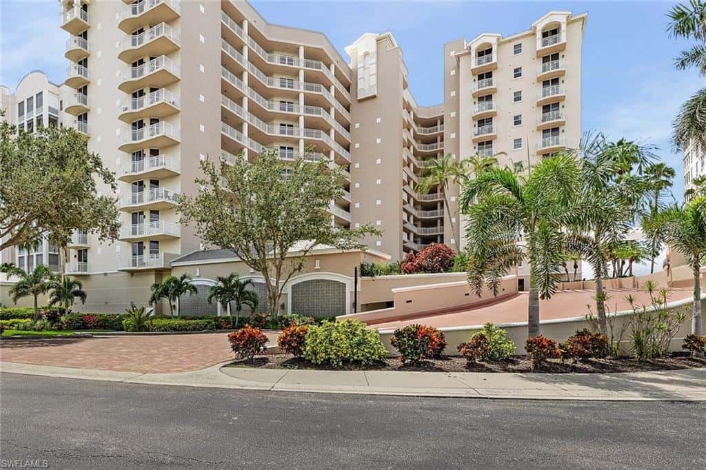 14250 Royal Harbour Ct #817, Fort Myers, photo 6