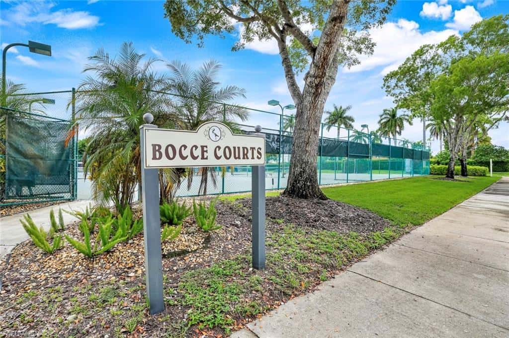 6635 Huntington Lakes Cir #202, Naples, photo 34