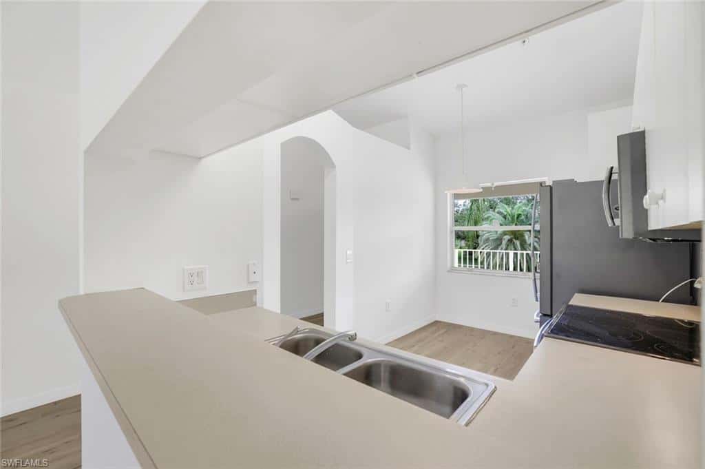 6635 Huntington Lakes Cir #202, Naples, photo 10