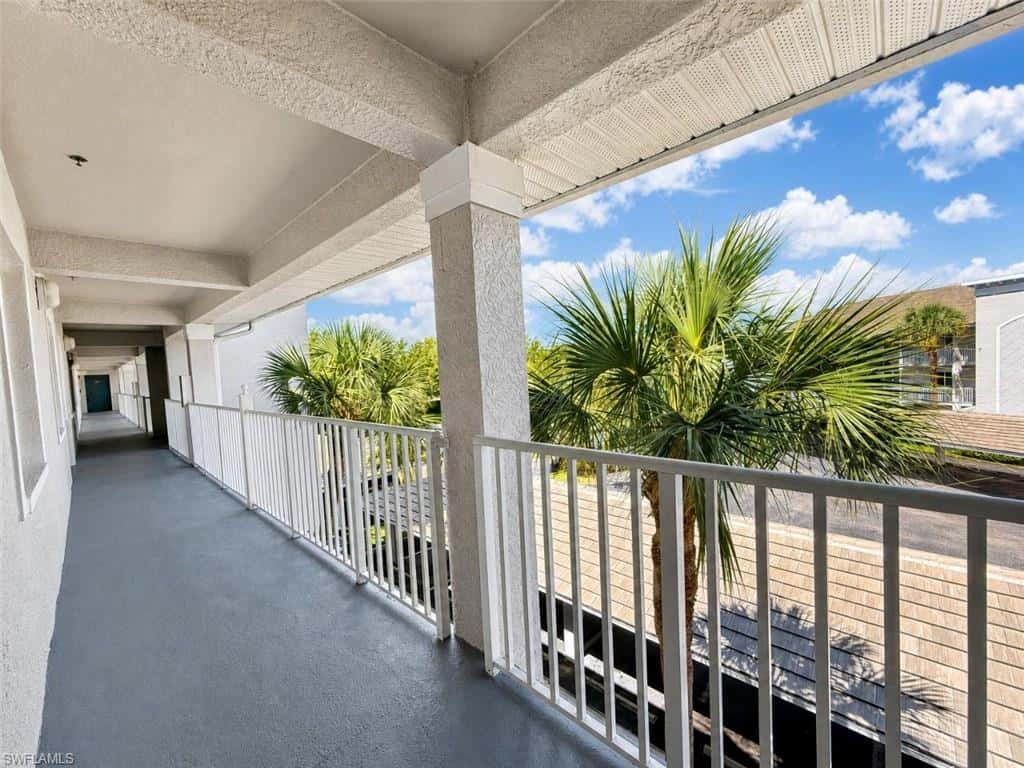 7811 Regal Heron Cir #302, Naples, photo 24