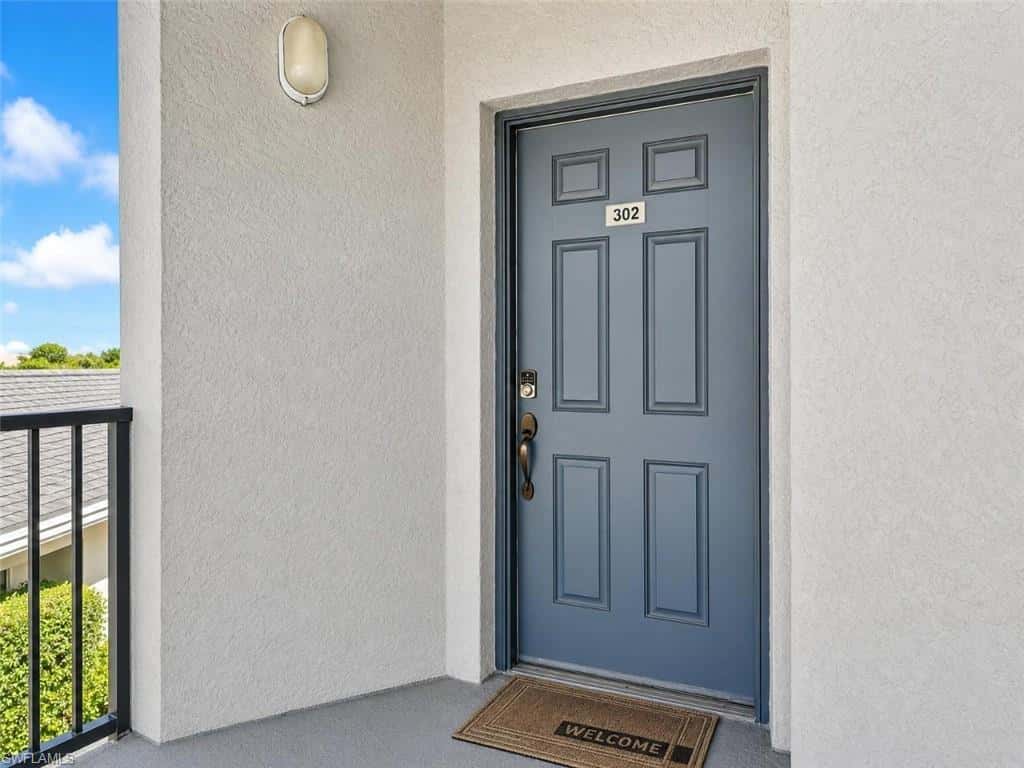 7811 Regal Heron Cir #302, Naples, photo 4