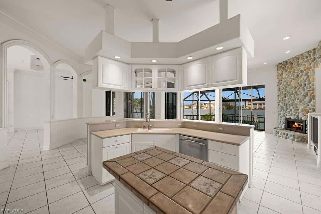 371 Bayside Ave, Naples, photo 16