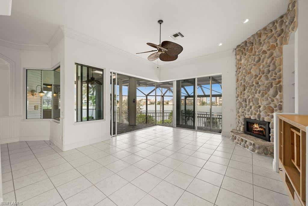371 Bayside Ave, Naples, photo 12