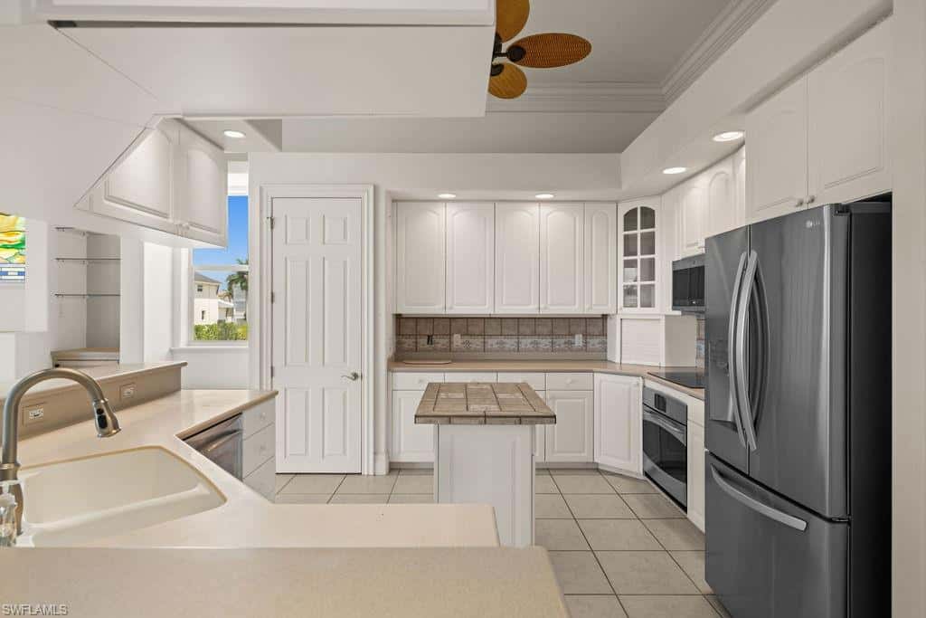 371 Bayside Ave, Naples, photo 18