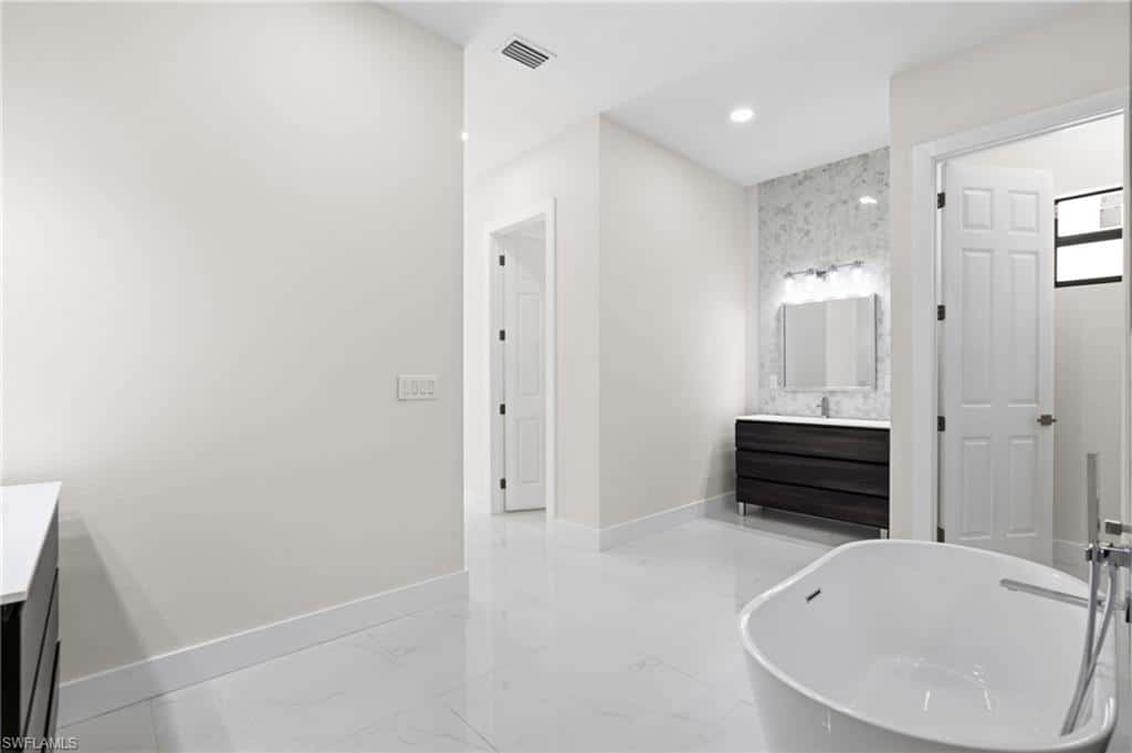 2100 21st St, Cape Coral, photo 14