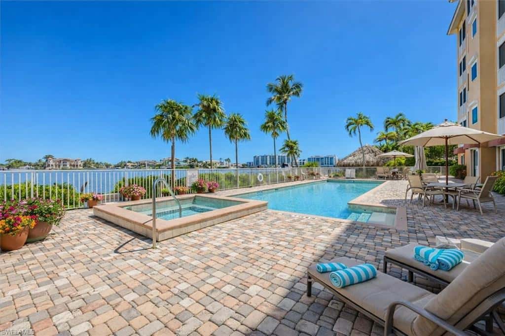 9566 Gulf Shore Dr #102, Naples, photo 23