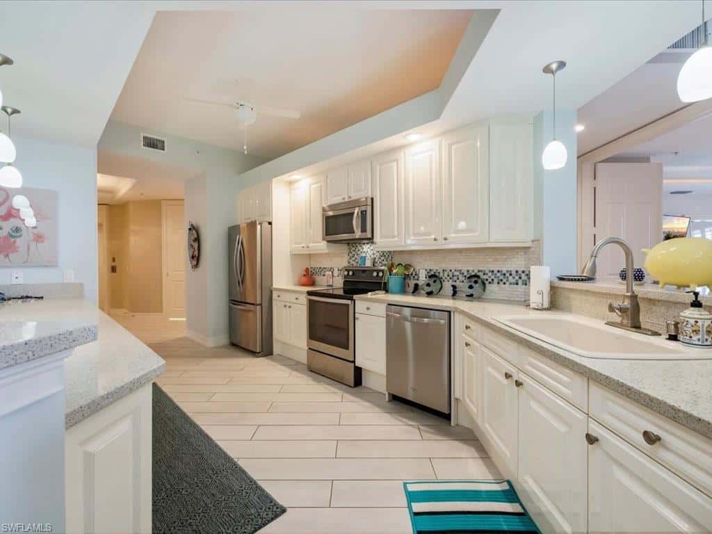 9566 Gulf Shore Dr #102, Naples, photo 4