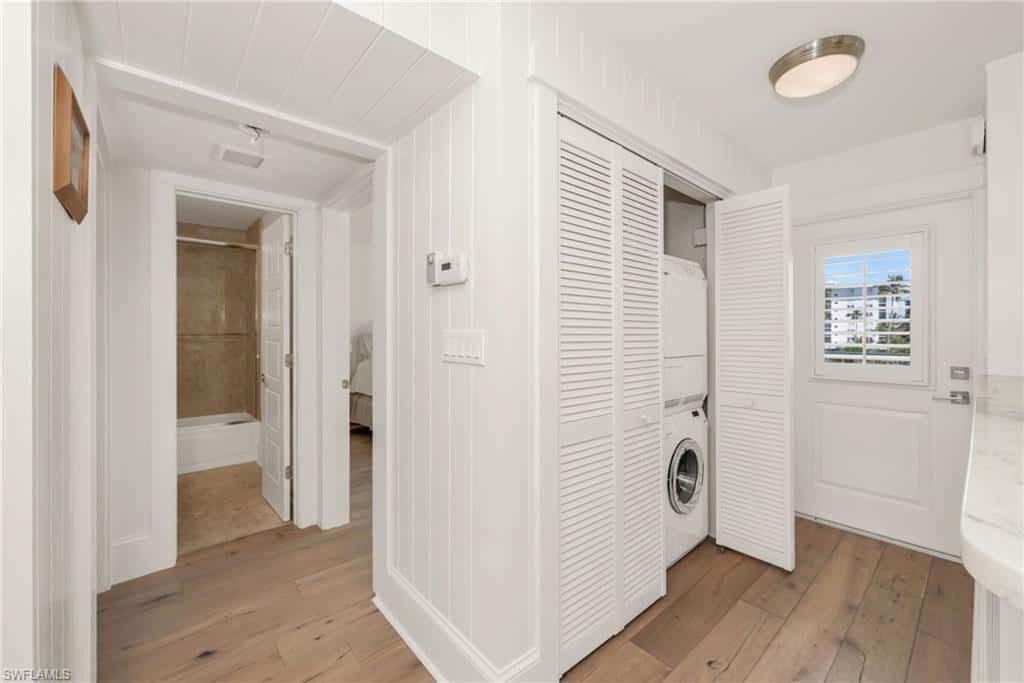 2121 Gulf Shore Blvd #206, Naples, photo 15