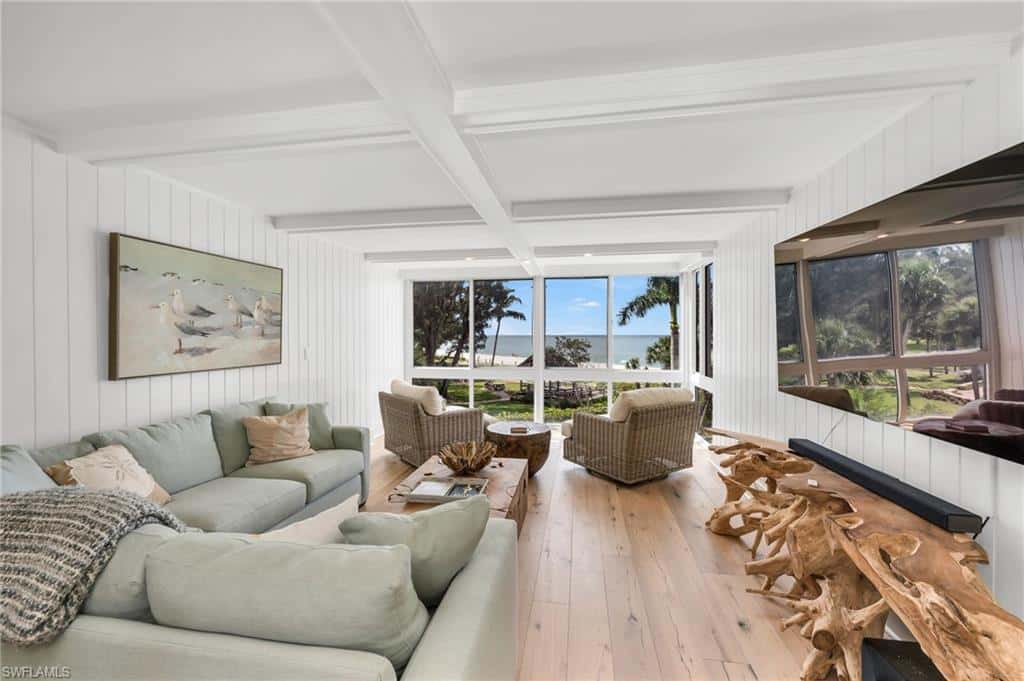 2121 Gulf Shore Blvd #206, Naples, photo 4