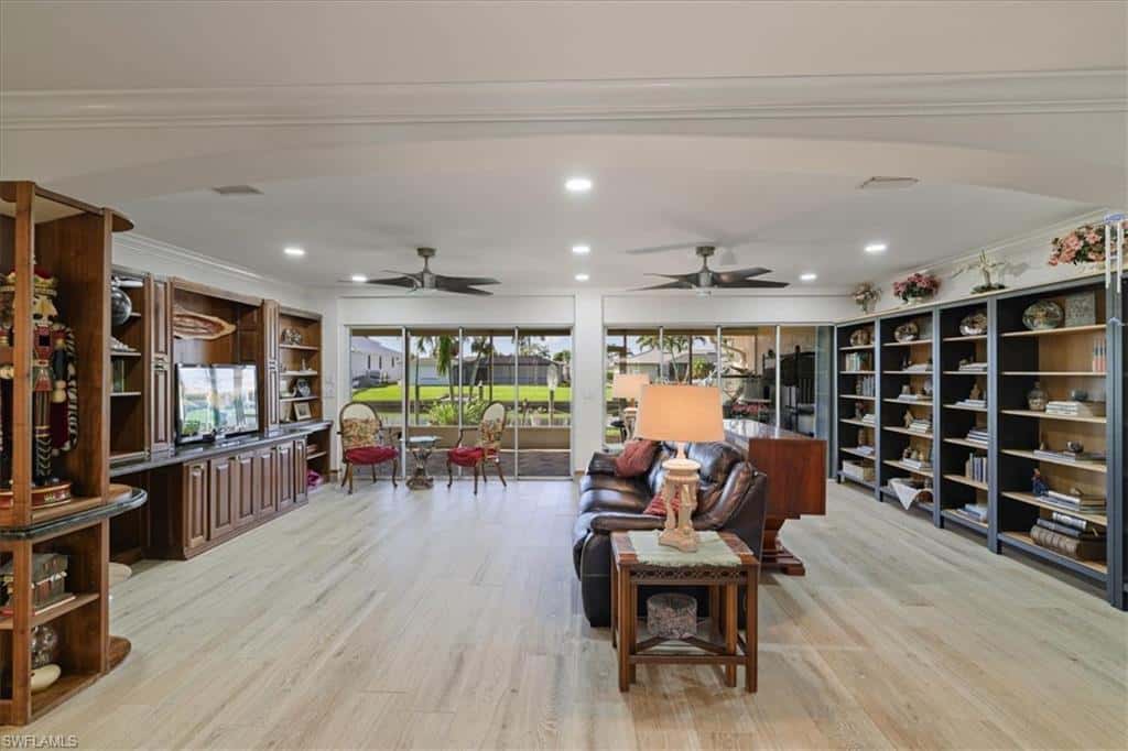 142 51st Ter, Cape Coral, photo 5