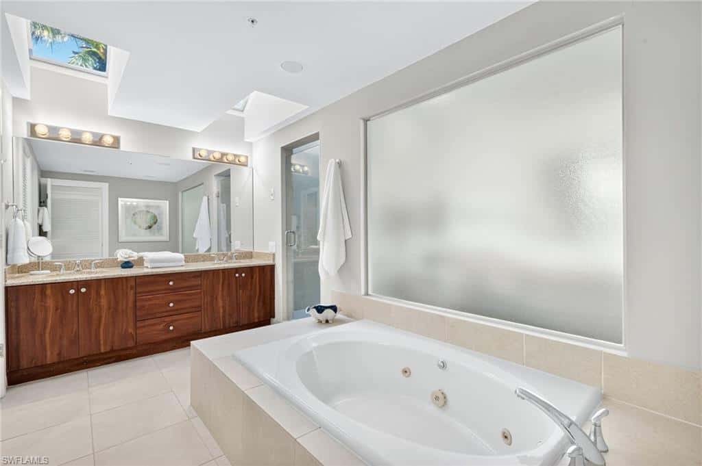 1659 Lands End Village, Captiva, photo 16