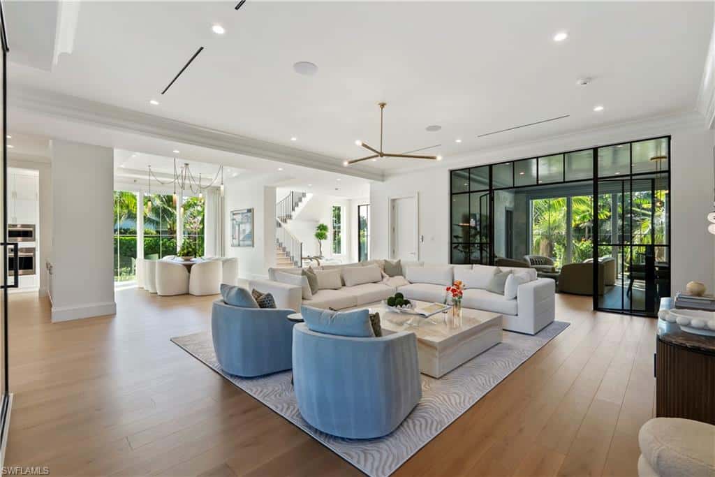 285 Central Ave, Naples, photo 4