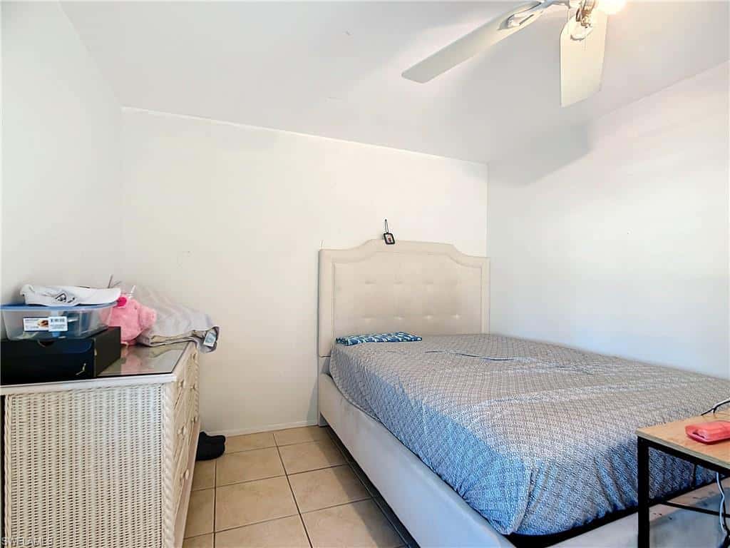 4924 Hawaii Blvd #5, Naples, photo 37