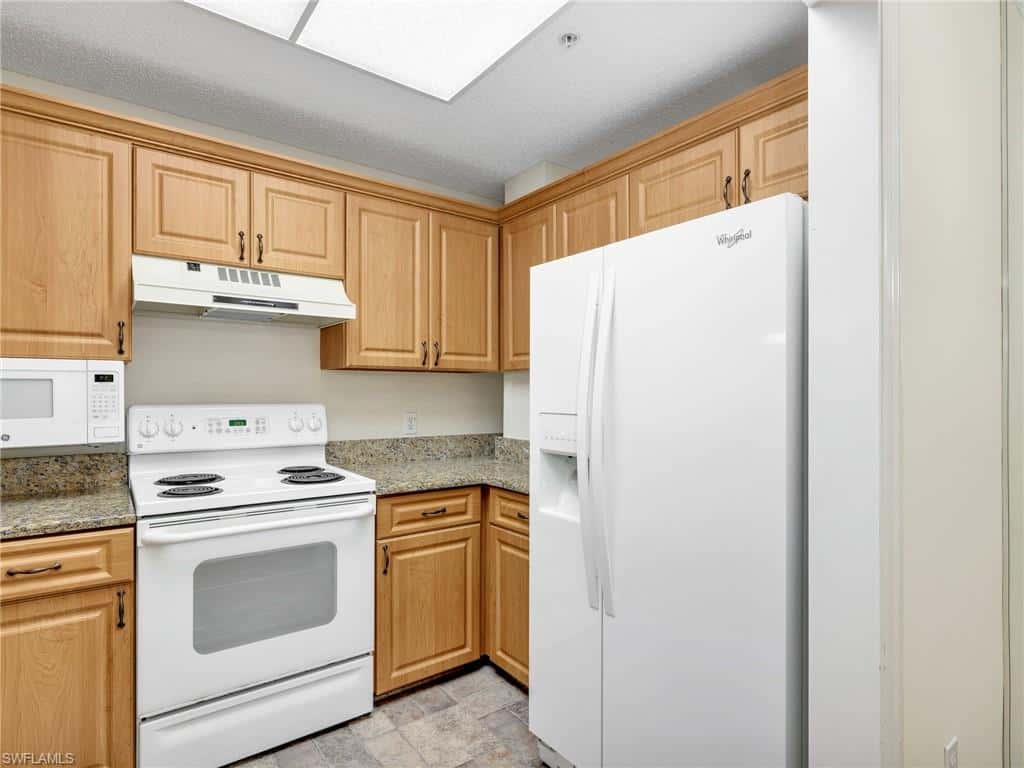 900 Arbor Lake Dr #9-206, Naples, photo 17