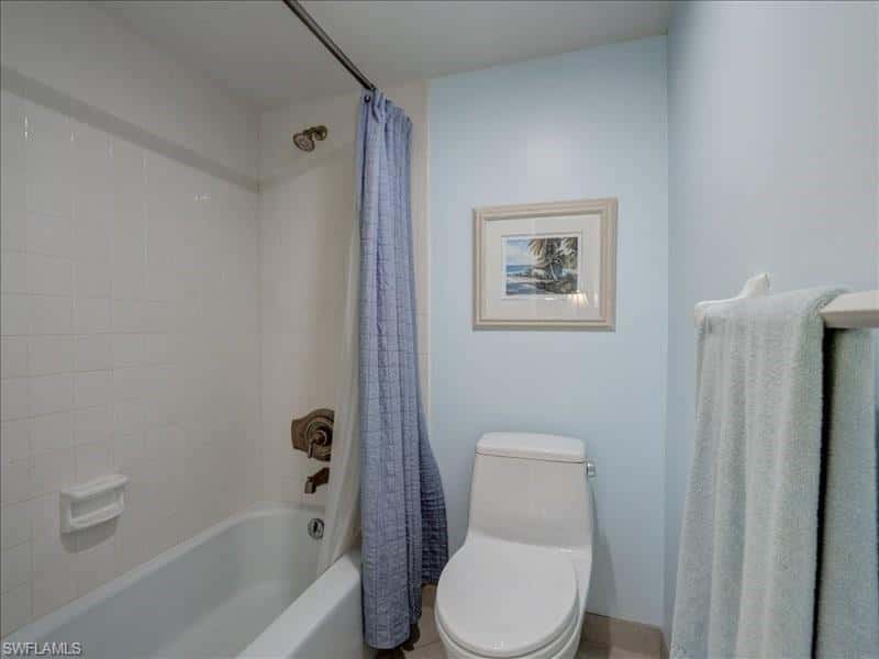 3200 Gulf Shore Blvd N #204, Naples, photo 22
