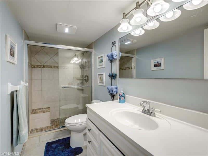 3200 Gulf Shore Blvd N #204, Naples, photo 24