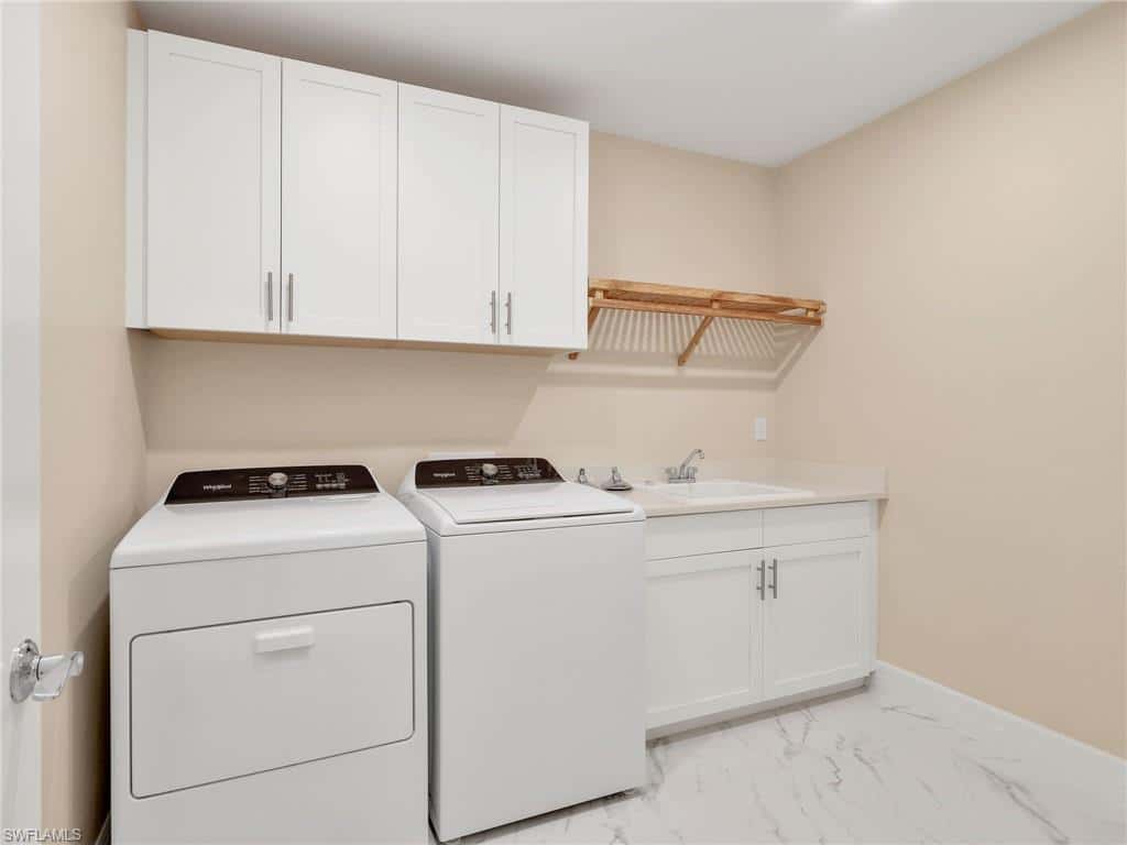 257 Indies Dr E #102, Naples, photo 33