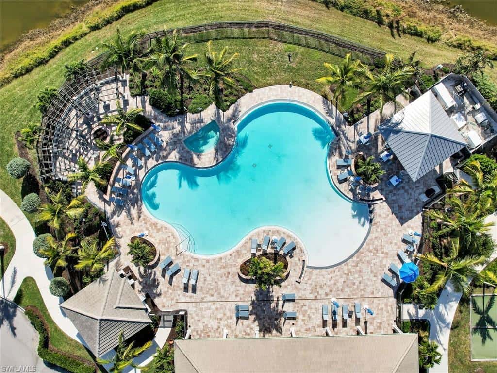 257 Indies Dr E #102, Naples, photo 41