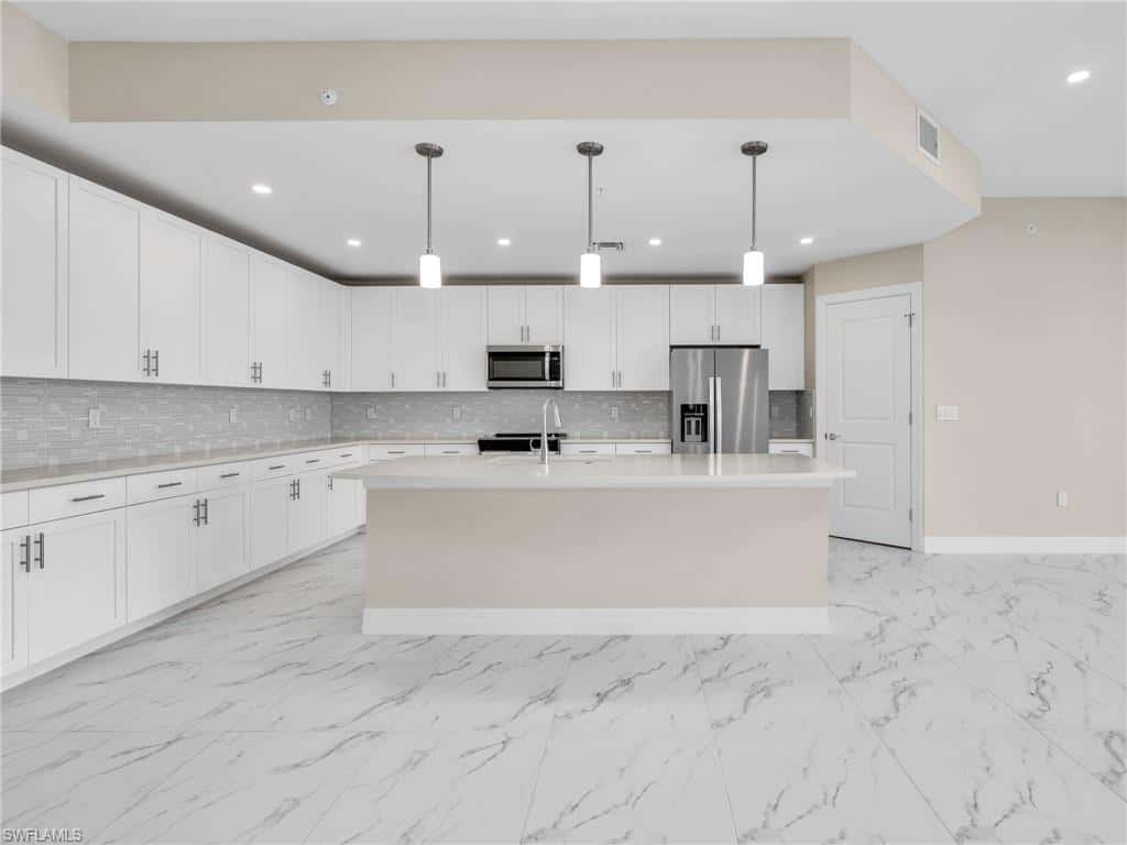 257 Indies Dr E #102, Naples, photo 15