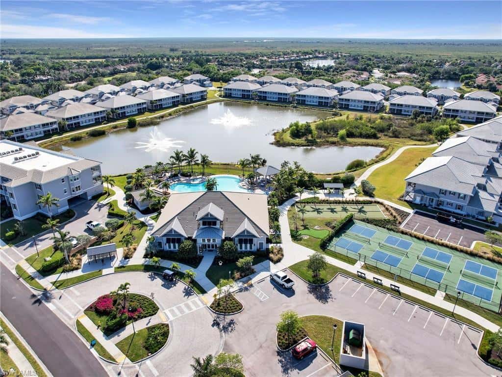 257 Indies Dr E #102, Naples, photo 39