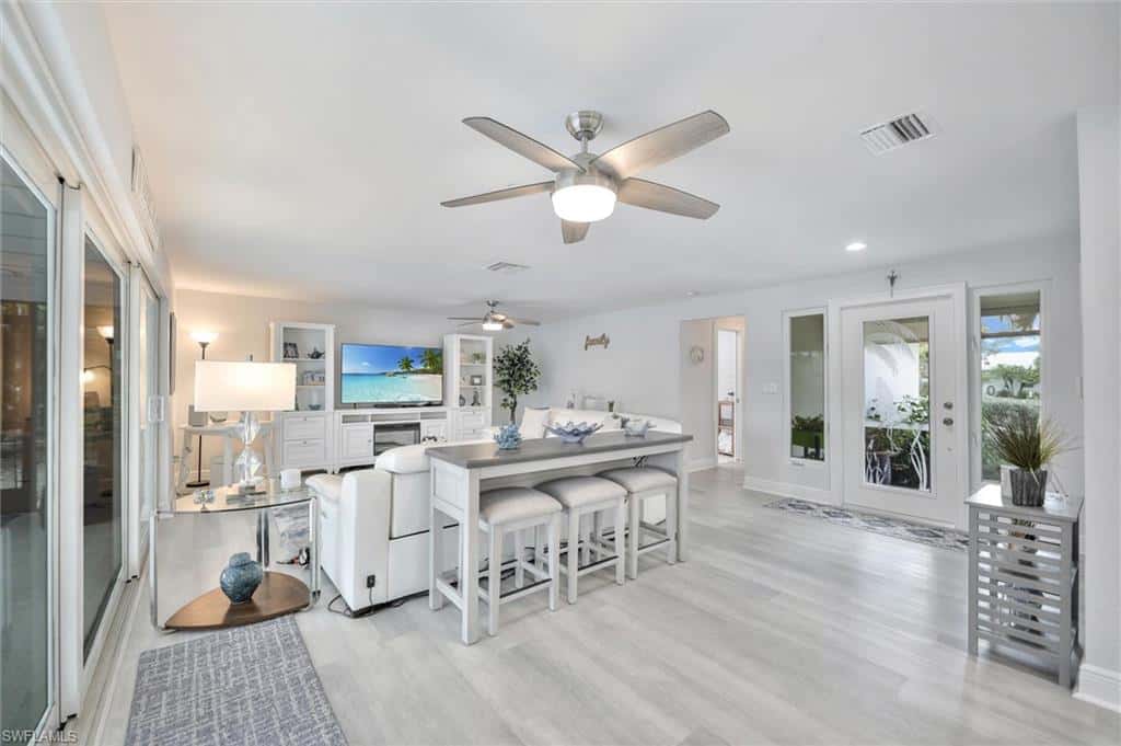 930 Lindgren Blvd, Sanibel, photo 6