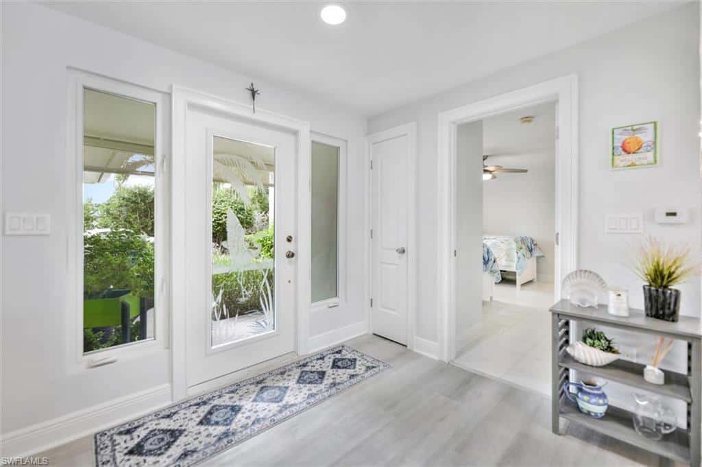 930 Lindgren Blvd, Sanibel, photo 4
