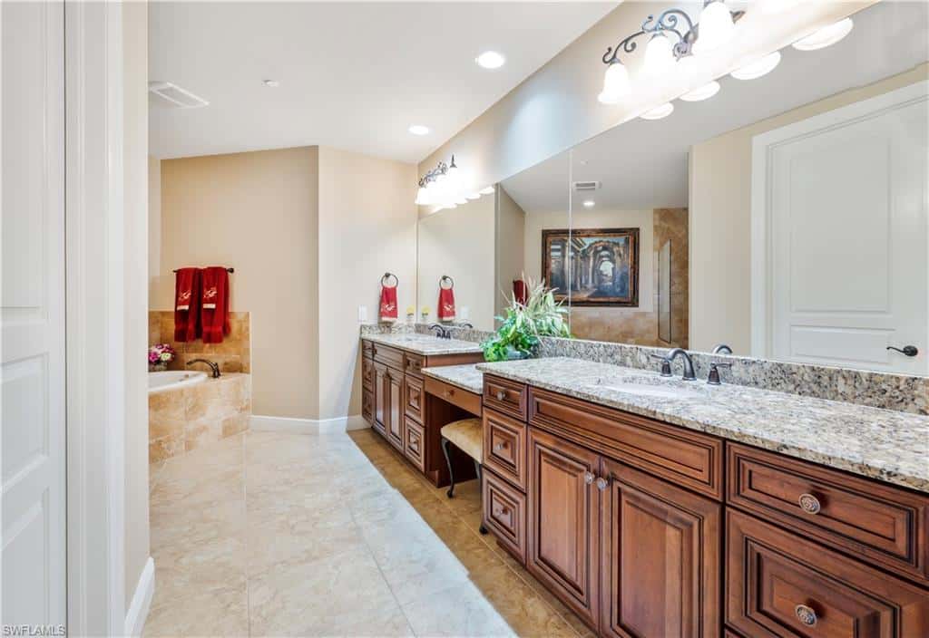 2555 Marquesa Royale Ln #1-301, Naples, photo 24