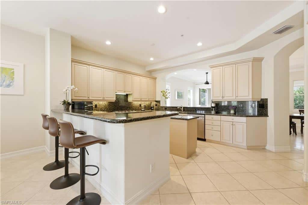 2859 Tiburon Blvd #102, Naples, photo 23