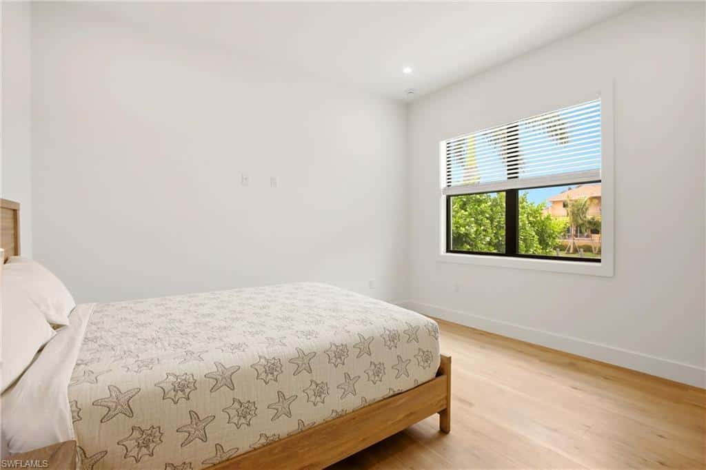 211 Landmark St, Marco Island, photo 40