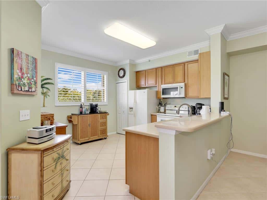 6824 Sterling Greens Pl #3303, Naples, photo 7