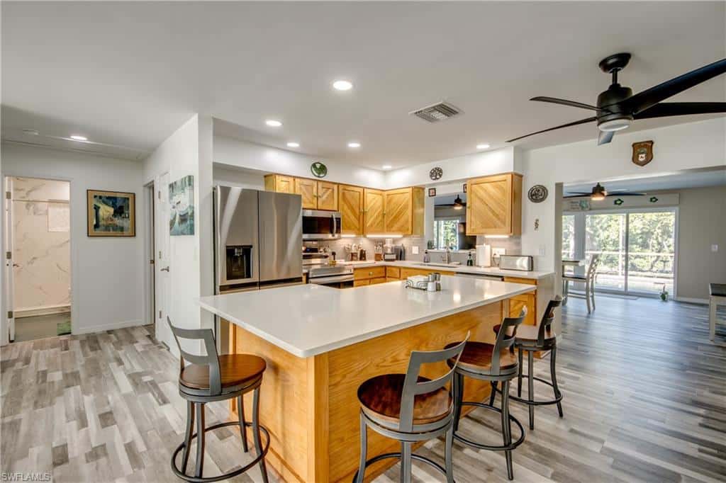 445 Donora Blvd, Fort Myers Beach, photo 13