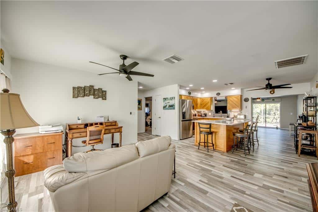 445 Donora Blvd, Fort Myers Beach, photo 7