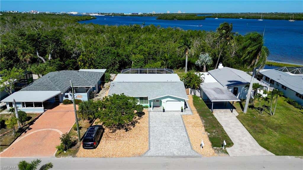445 Donora Blvd, Fort Myers Beach, photo 5